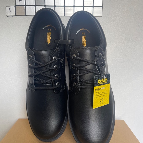 Men’s Non-Slip Work Shoes – Size 11, Black - Picture 9 of 10